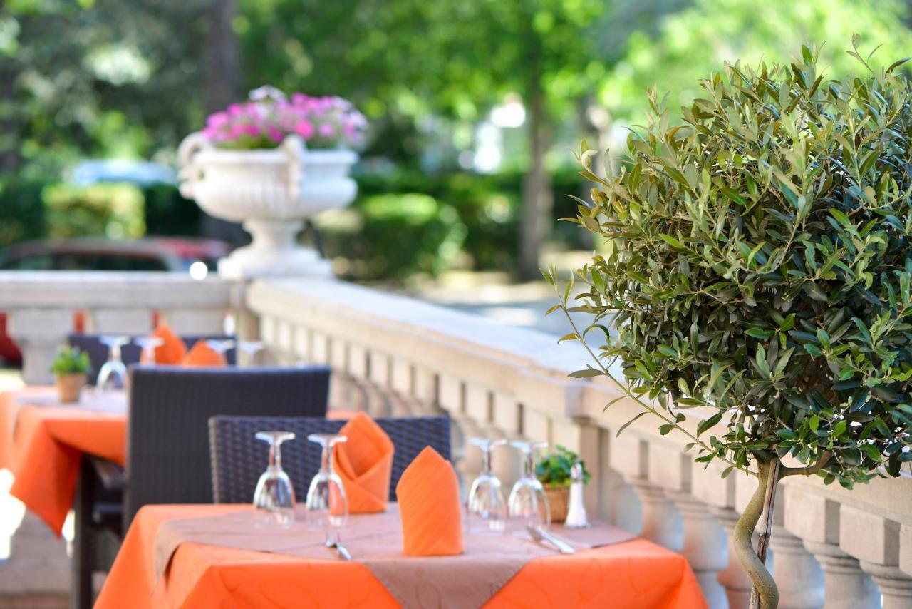 Logis Hotel Restaurant Le Parc سالبريس المظهر الخارجي الصورة